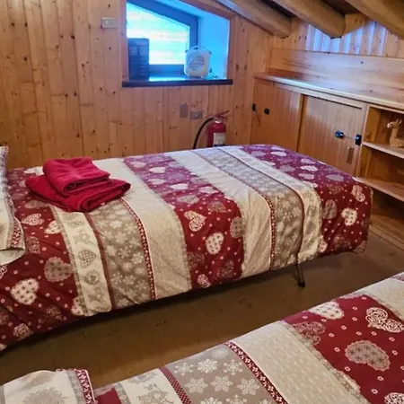 Petite Maison Du Tirivel Hébergement de vacances Morgex